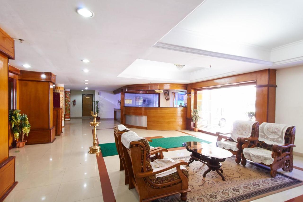 Hotel Sree Gokulam Sabari Chavakkad Exteriér fotografie